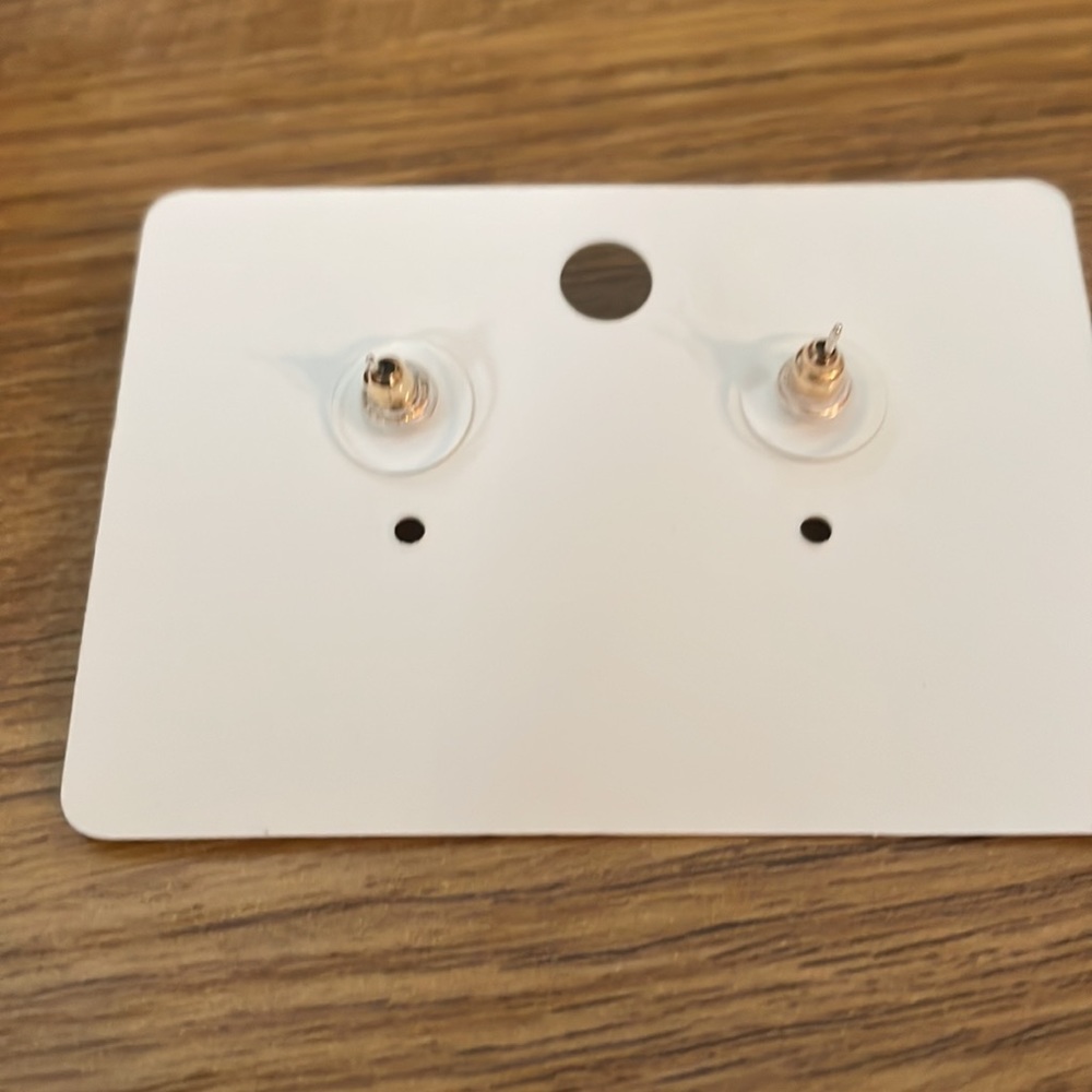 Pineapple earrings - Picture 2 of 3